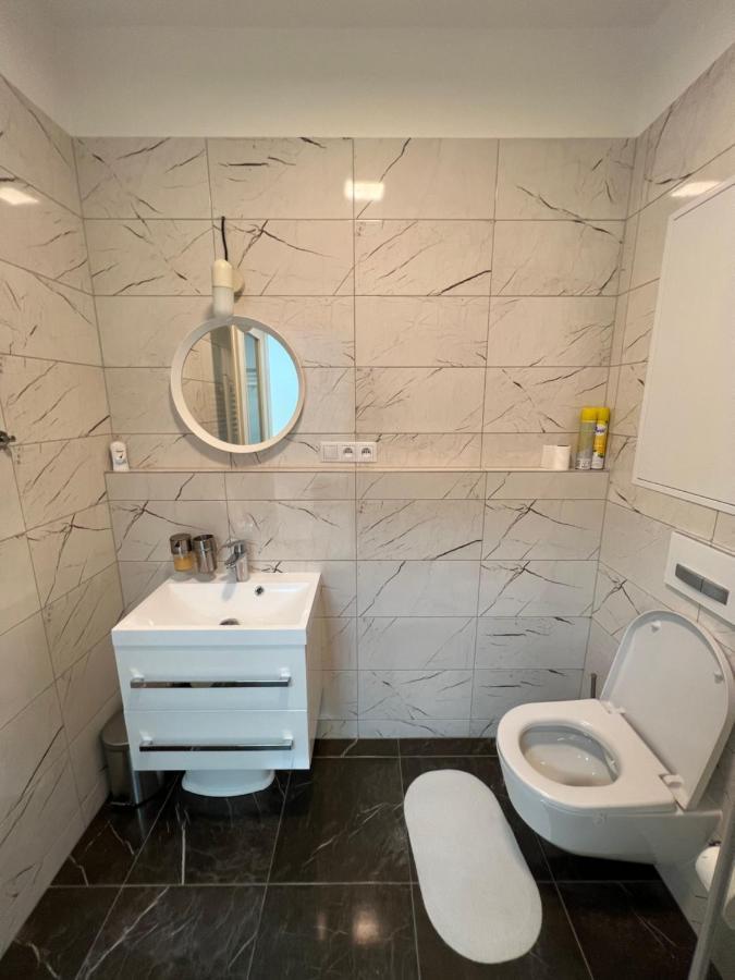 Apartamento The Dante - Family With Free Parking Praga