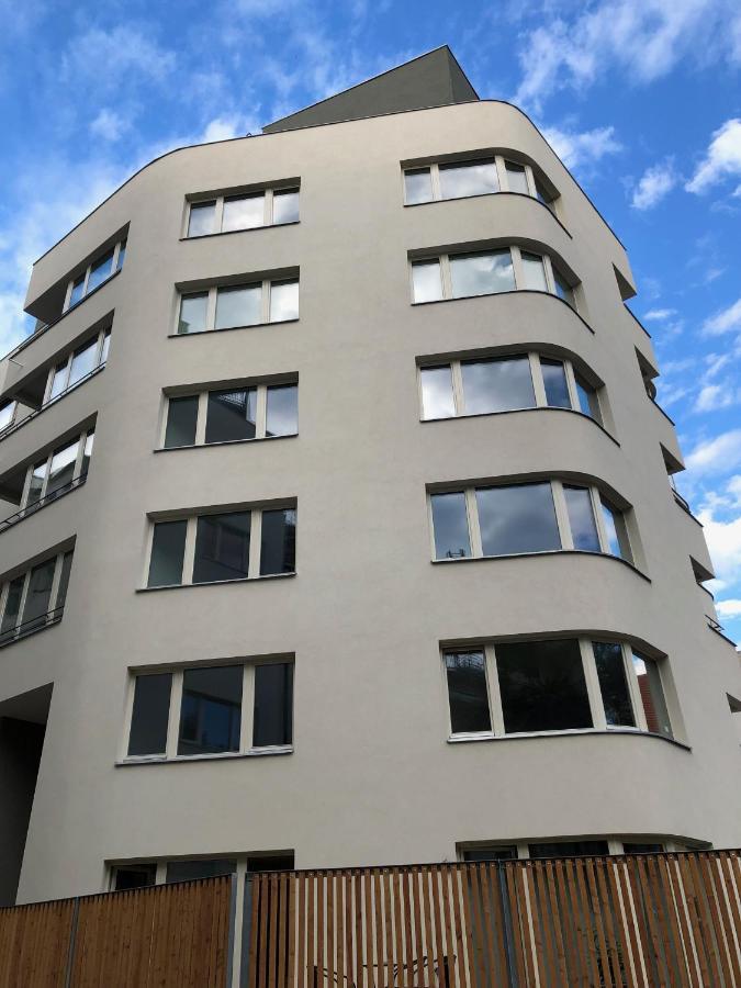 The Dante - Family With Free Parking Apartamento Praga